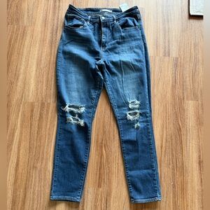 Levi’s 721 High Rise Skinny Blue Jeans